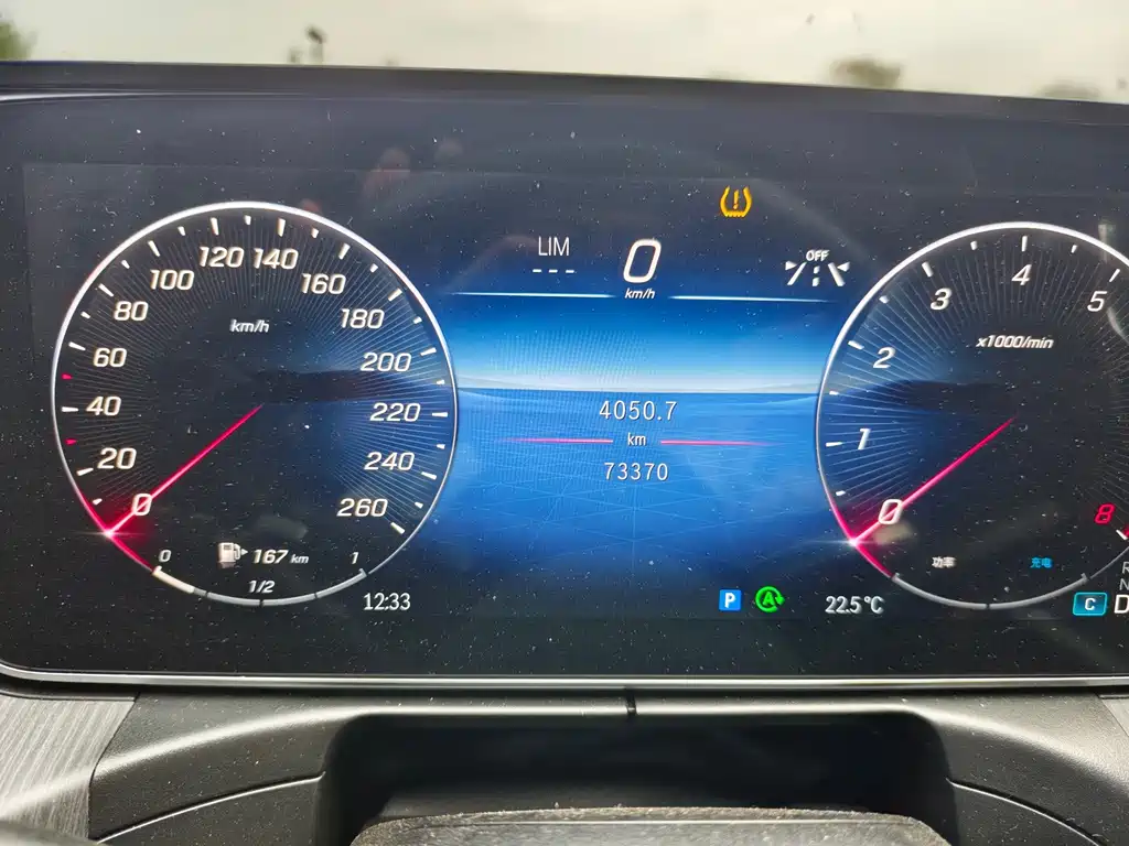 Mercedes-Benz C-Class — миниатюра 11
