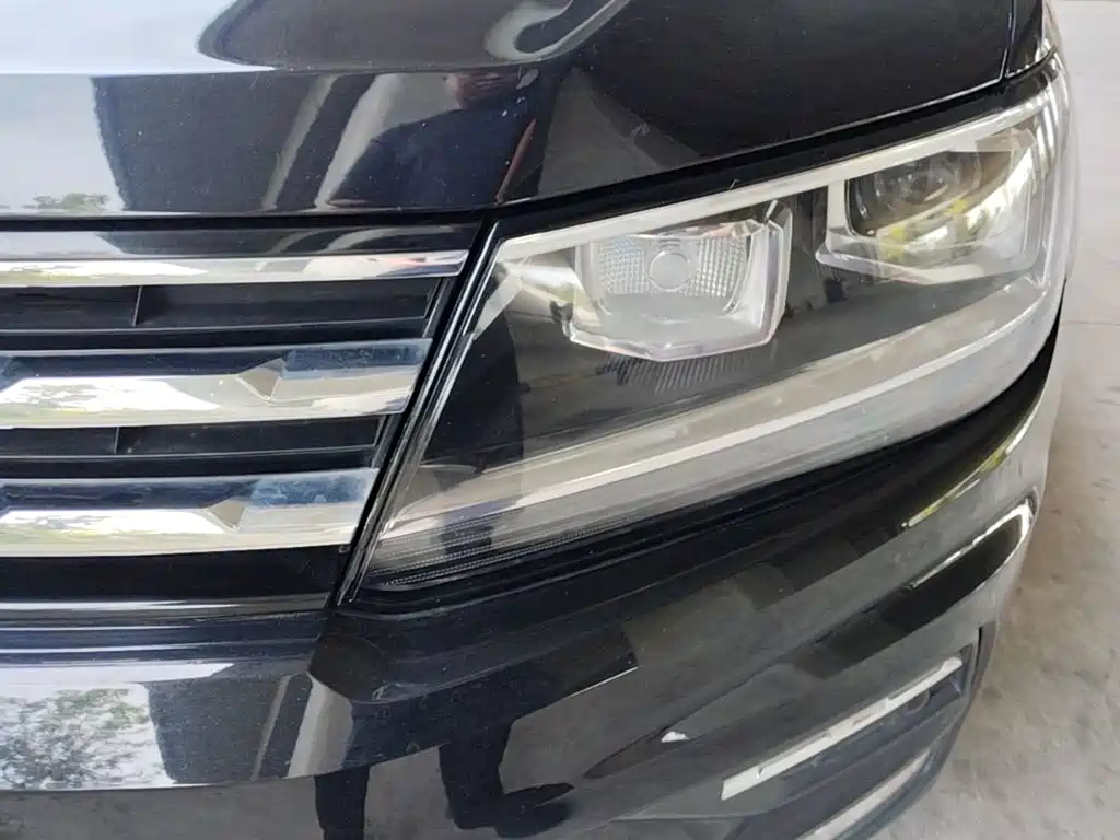 Volkswagen Tiguan L — миниатюра 24