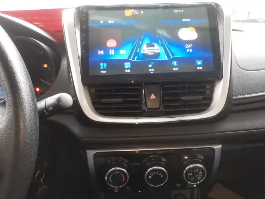 Toyota Yaris L — миниатюра 13