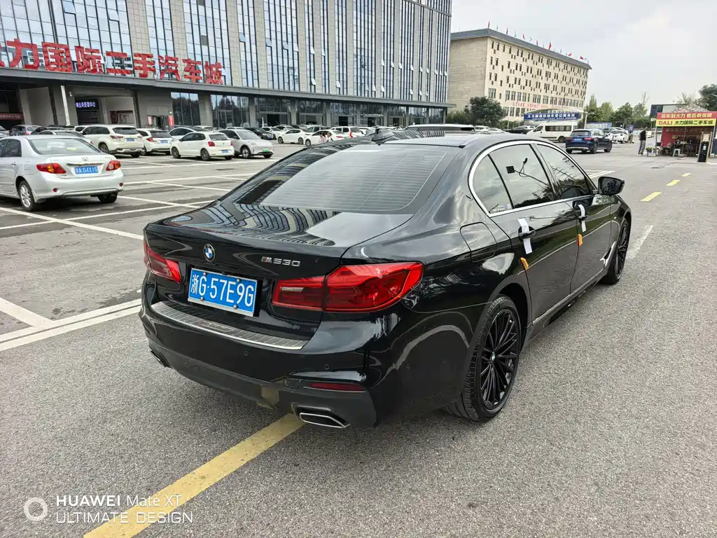 BMW 5 Series — миниатюра 10