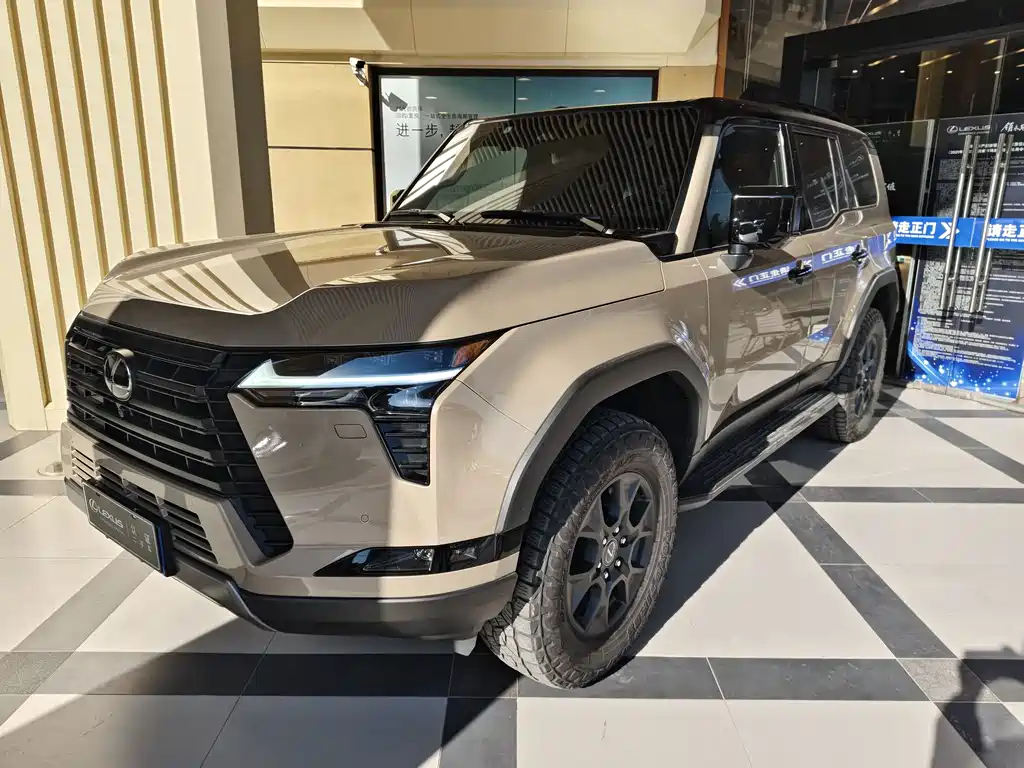 Lexus GX 2025