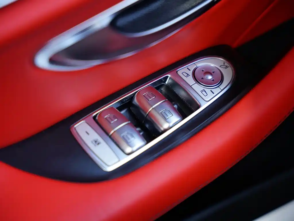 Mercedes-Benz AMG GT — миниатюра 15