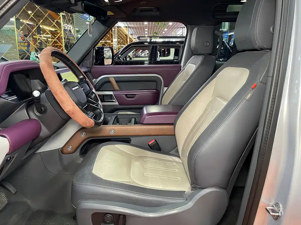 Land Rover Defender — миниатюра 5