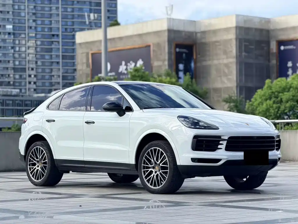 Porsche Cayenne — миниатюра 8