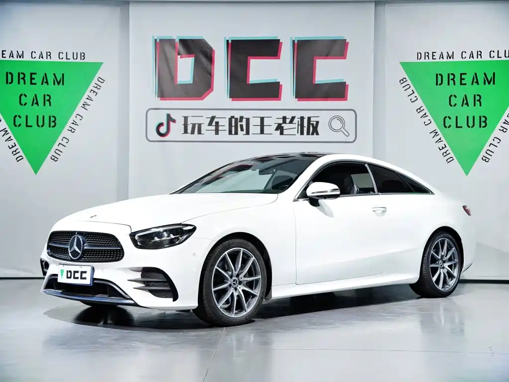 Mercedes-Benz E-Class (Import) — миниатюра 4