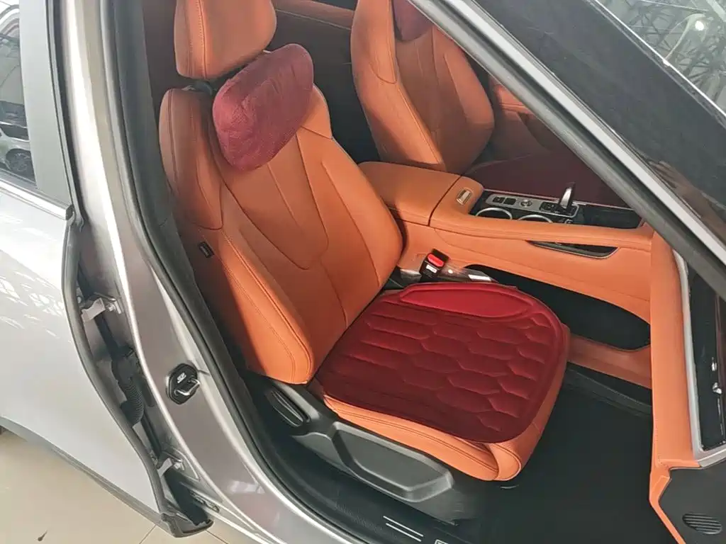 Geely Boyue — миниатюра 25