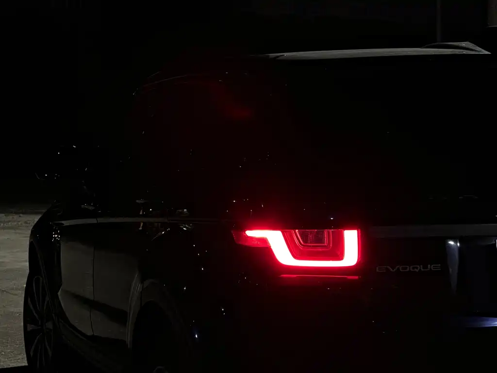 Land Rover Evoque — миниатюра 22