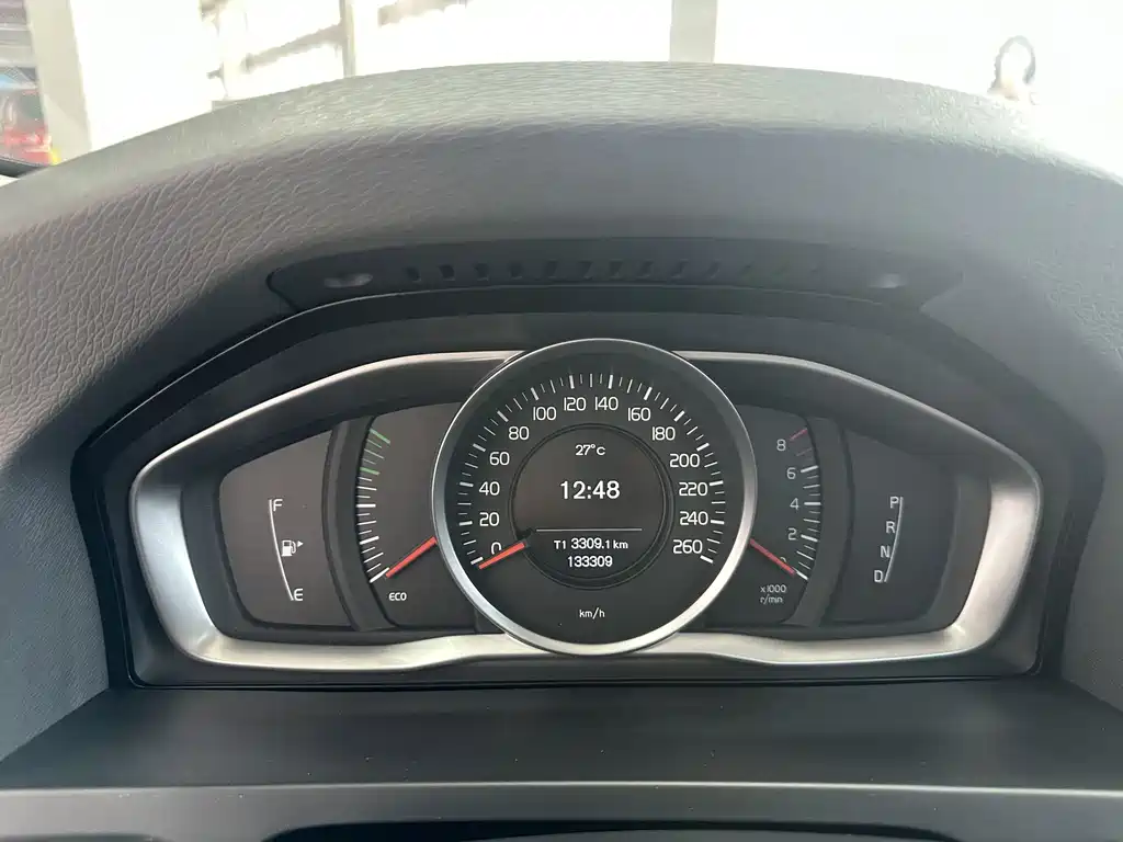 Volvo S60 — миниатюра 10