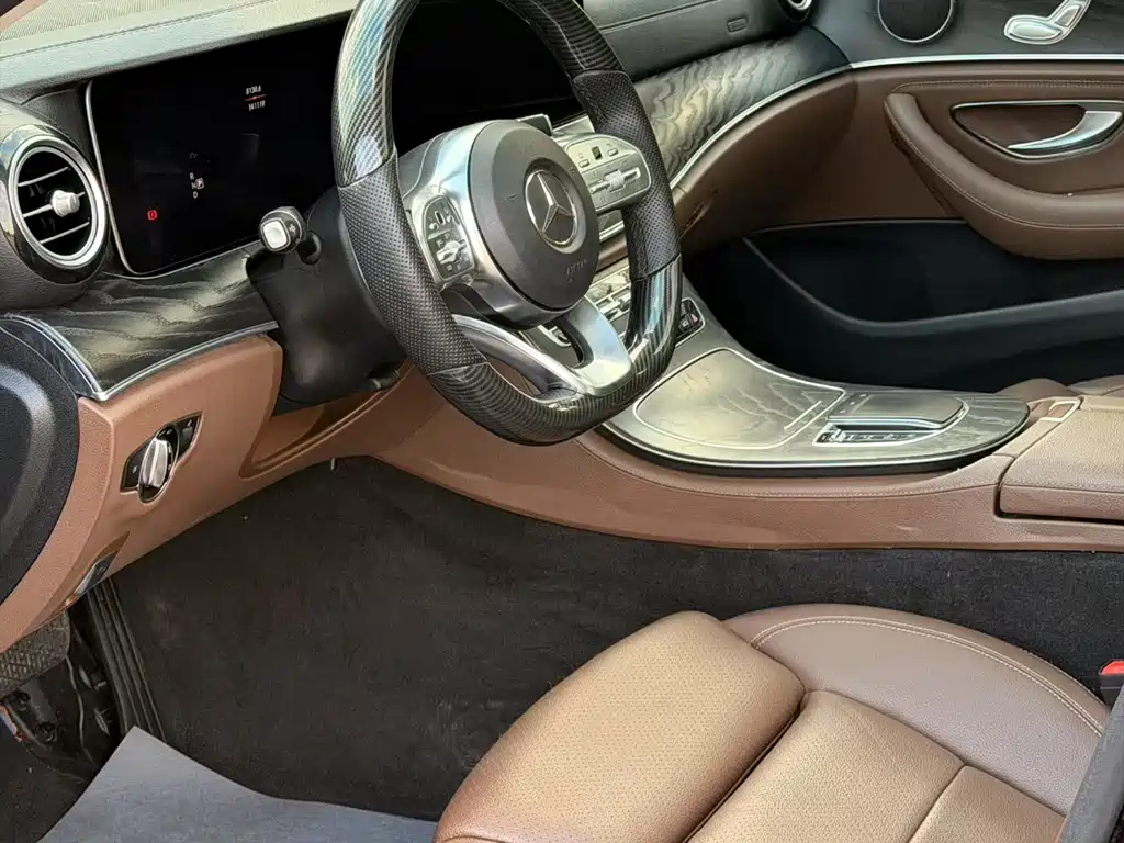 Mercedes-Benz E-Class E 2019 E 200 L Sport
