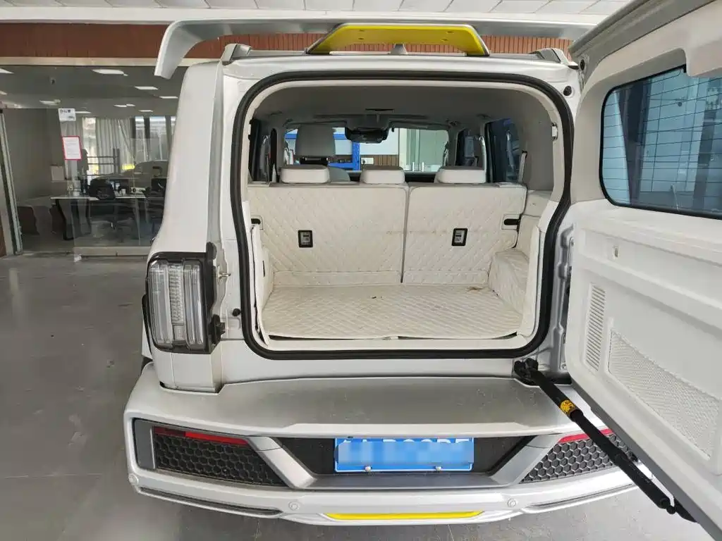 CROSSPEED CO CREATION TANK 300