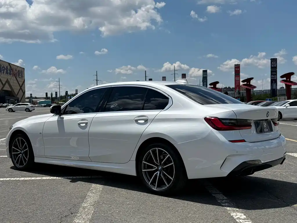 BMW 3 Series 3 2022 320Li M Sport