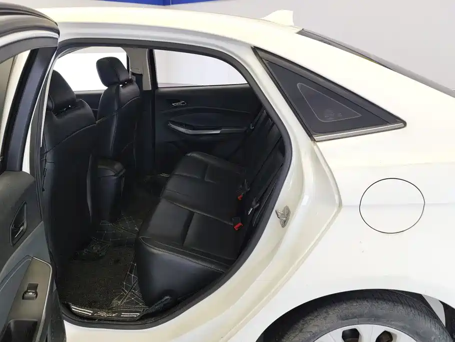 Ford Escort — миниатюра 11