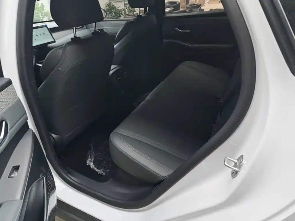 BYD Qin PLUS — миниатюра 17