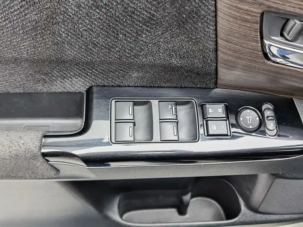 Honda Odyssey — миниатюра 9