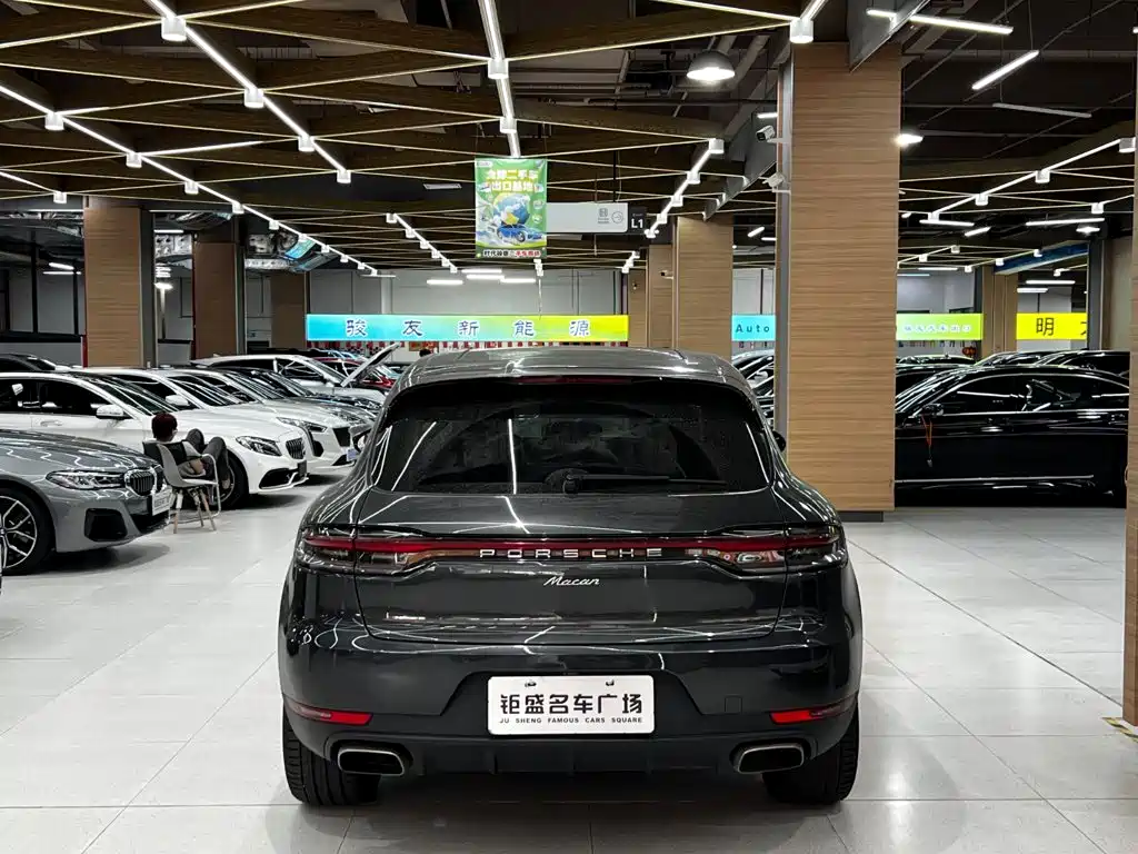 Porsche Macan — миниатюра 6