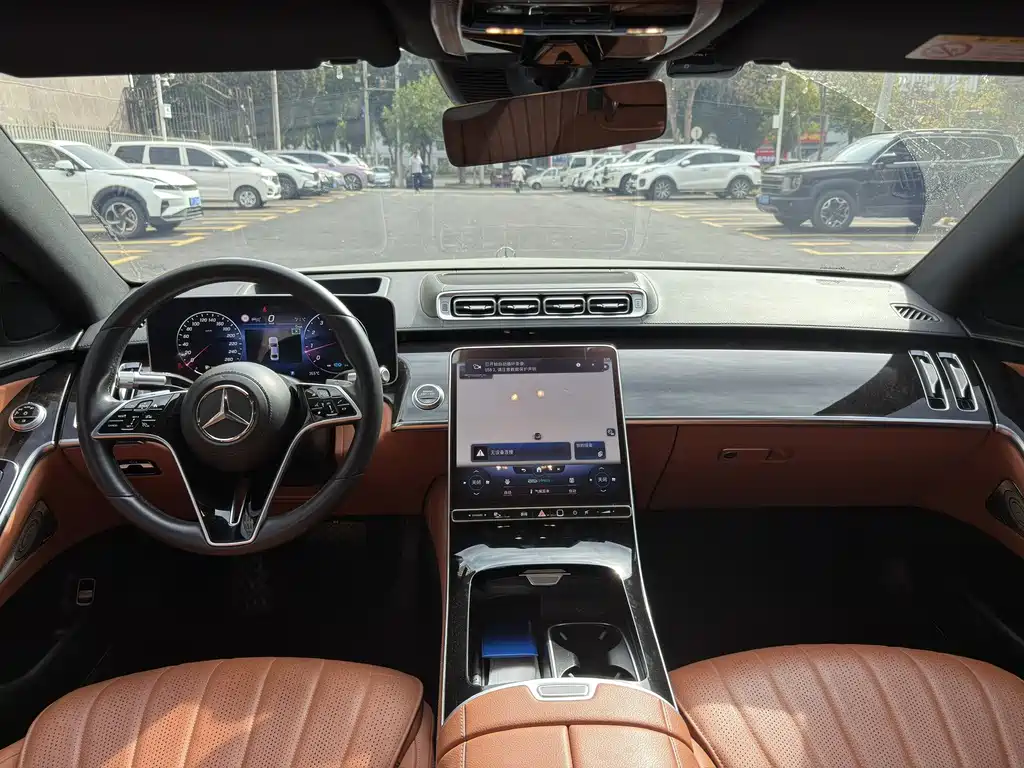 Mercedes-Benz S-Class — миниатюра 6