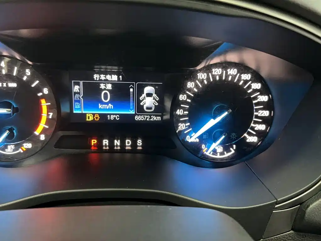Ford Mondeo — миниатюра 9