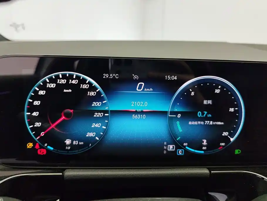 Mercedes-Benz GLA — миниатюра 14