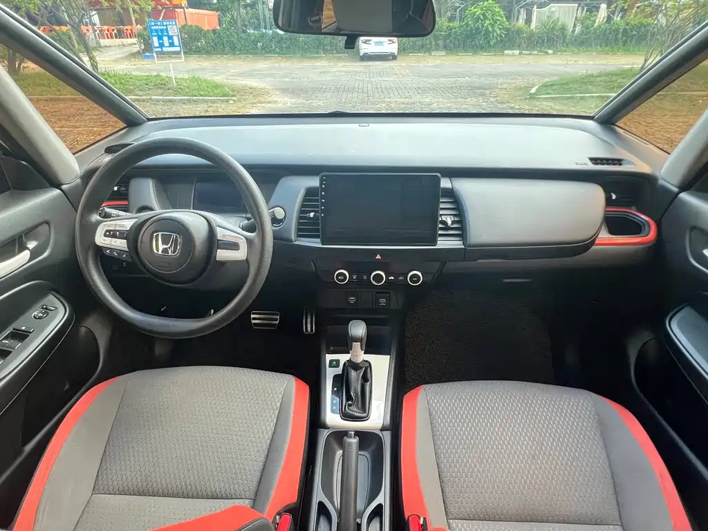 Honda Fit — миниатюра 12