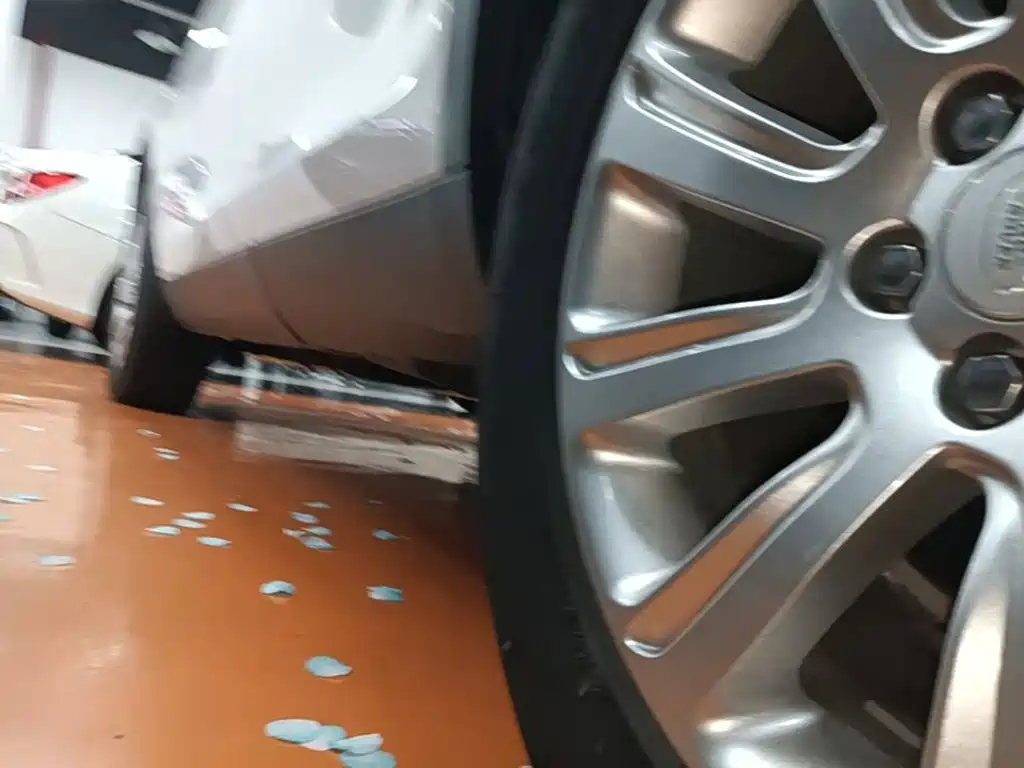 Land Rover Discovery Sport — миниатюра 22
