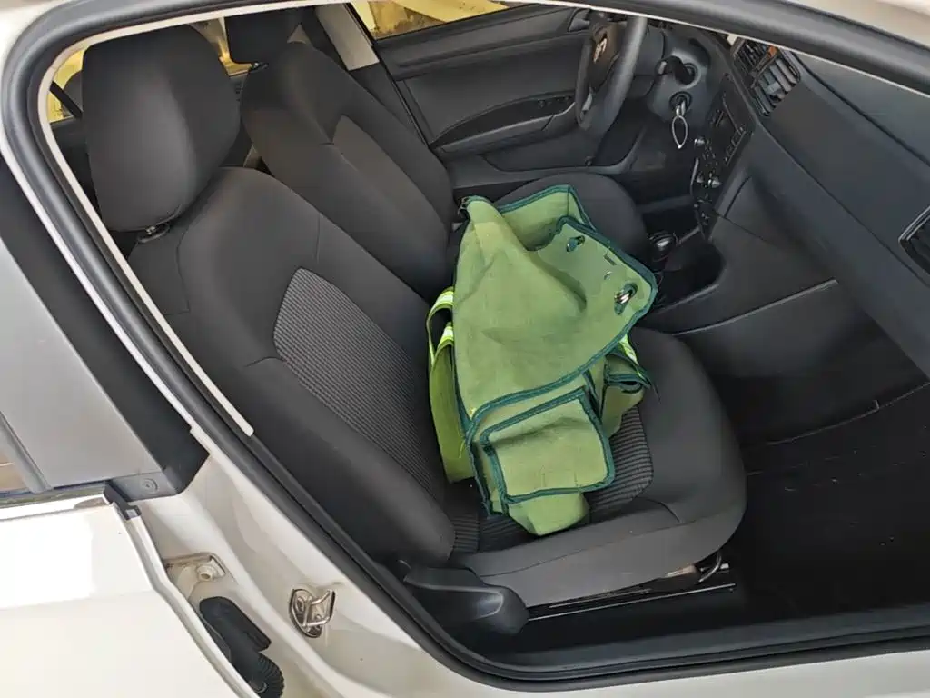 Volkswagen Santana — миниатюра 25