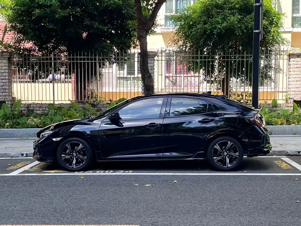 Honda Civic — миниатюра 12