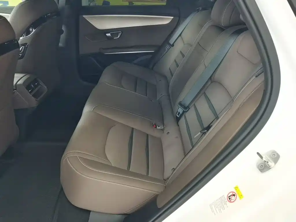 BYD Han — миниатюра 17