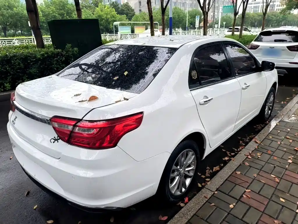 Geely Vision — миниатюра 7