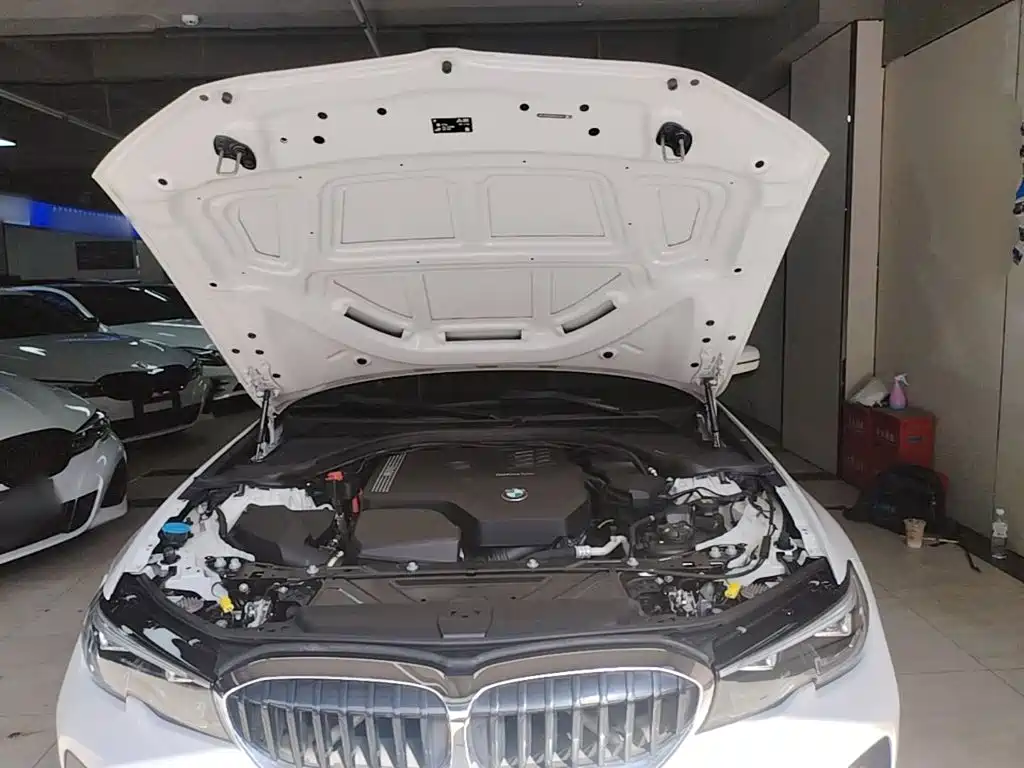 BMW 3 Series — миниатюра 20