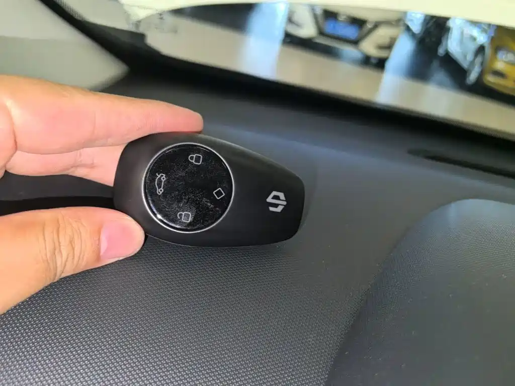 Leapmotor Leapmotor T03 — миниатюра 9