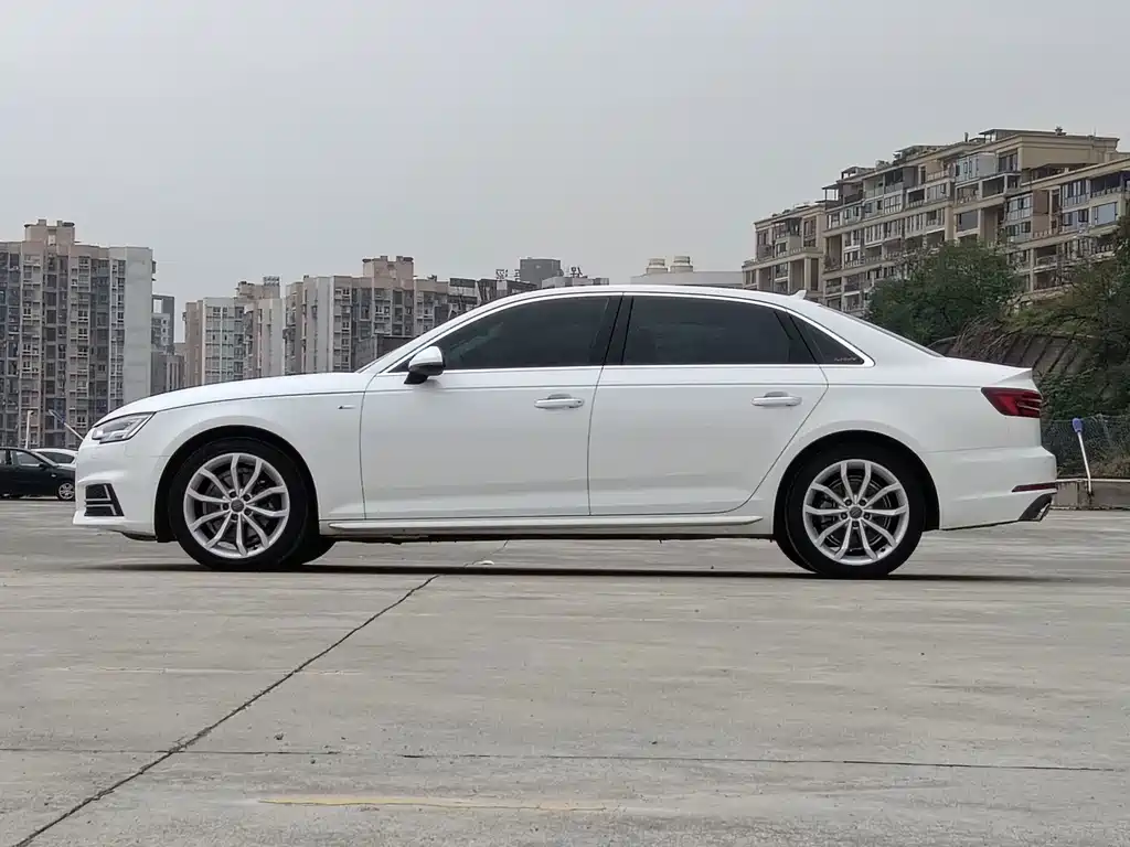 Audi A4L — миниатюра 3