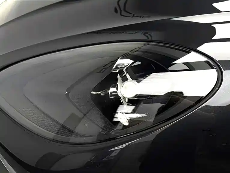 Porsche Macan — миниатюра 7