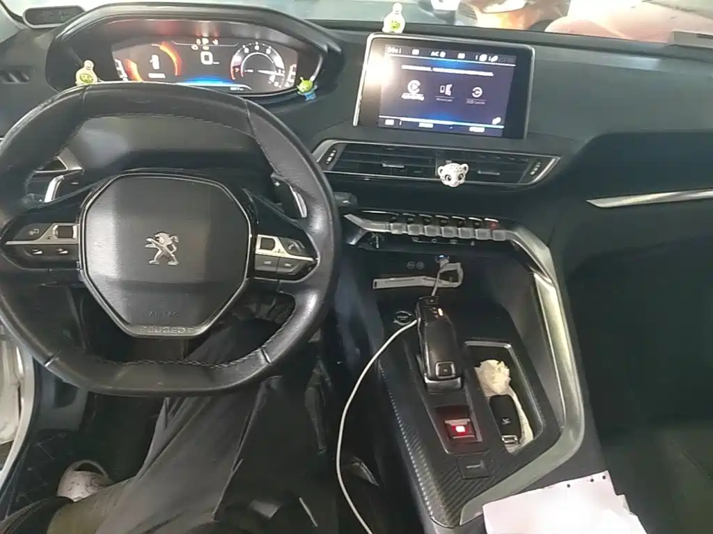 Peugeot 4008 — миниатюра 10