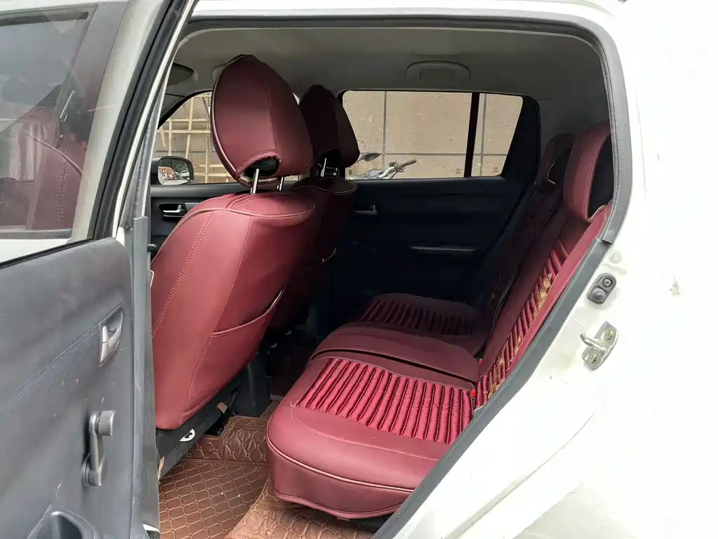 Suzuki Swift — миниатюра 8