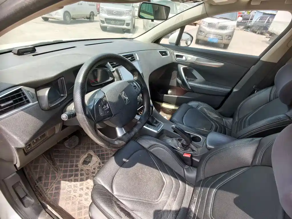 DS 5LS 2016 1.6T THP160