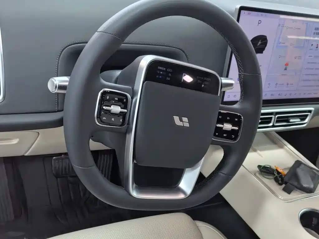 Li Auto Li L8 — миниатюра 12