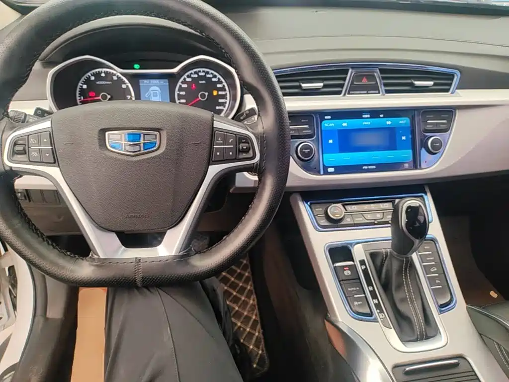 Geely Boyue — миниатюра 10