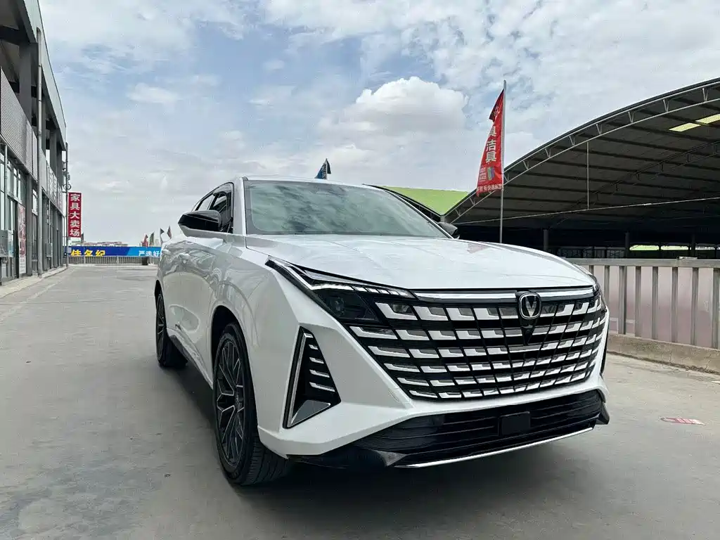 Changan UNI-Z — миниатюра 3