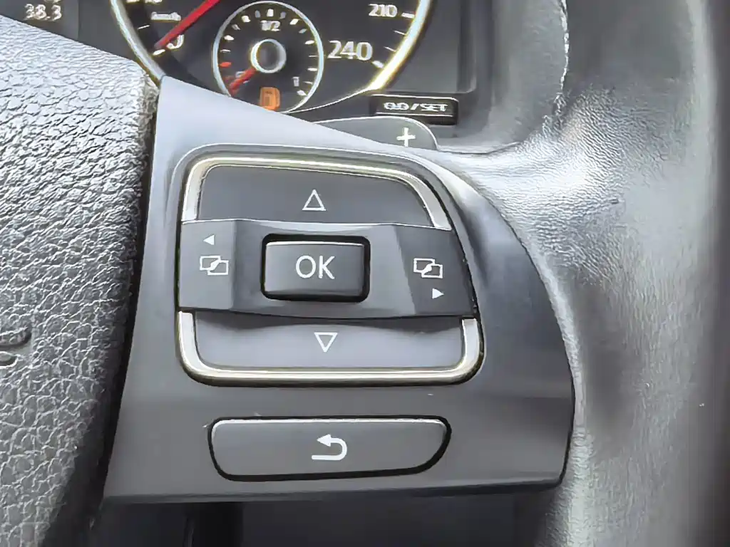 Volkswagen Tiguan — миниатюра 17
