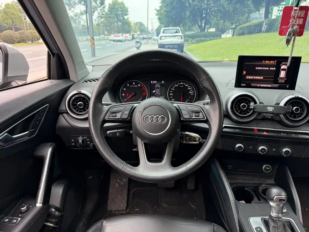 Audi Q2L — миниатюра 14