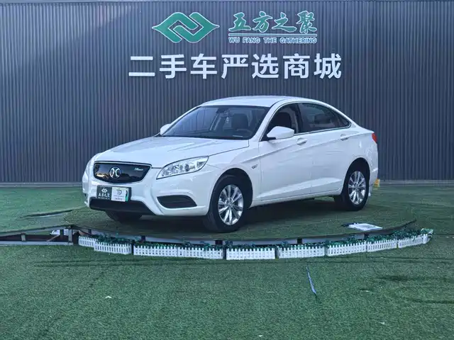 2018 BAIC EU5