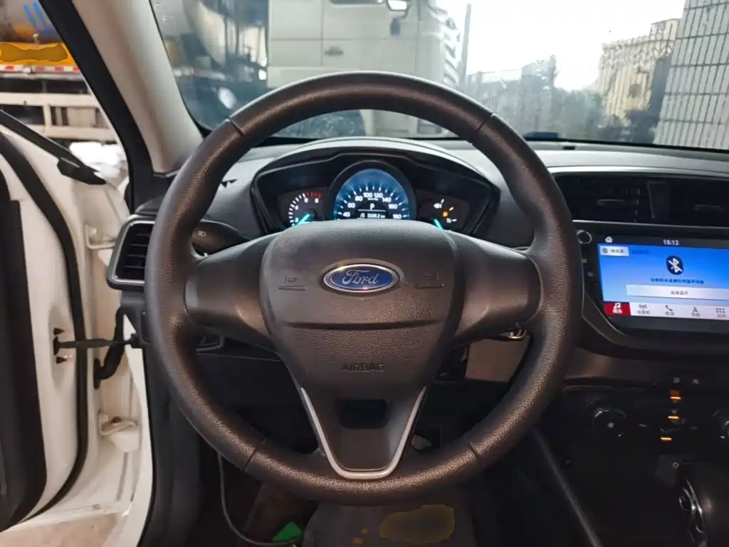 Ford Escort — миниатюра 11