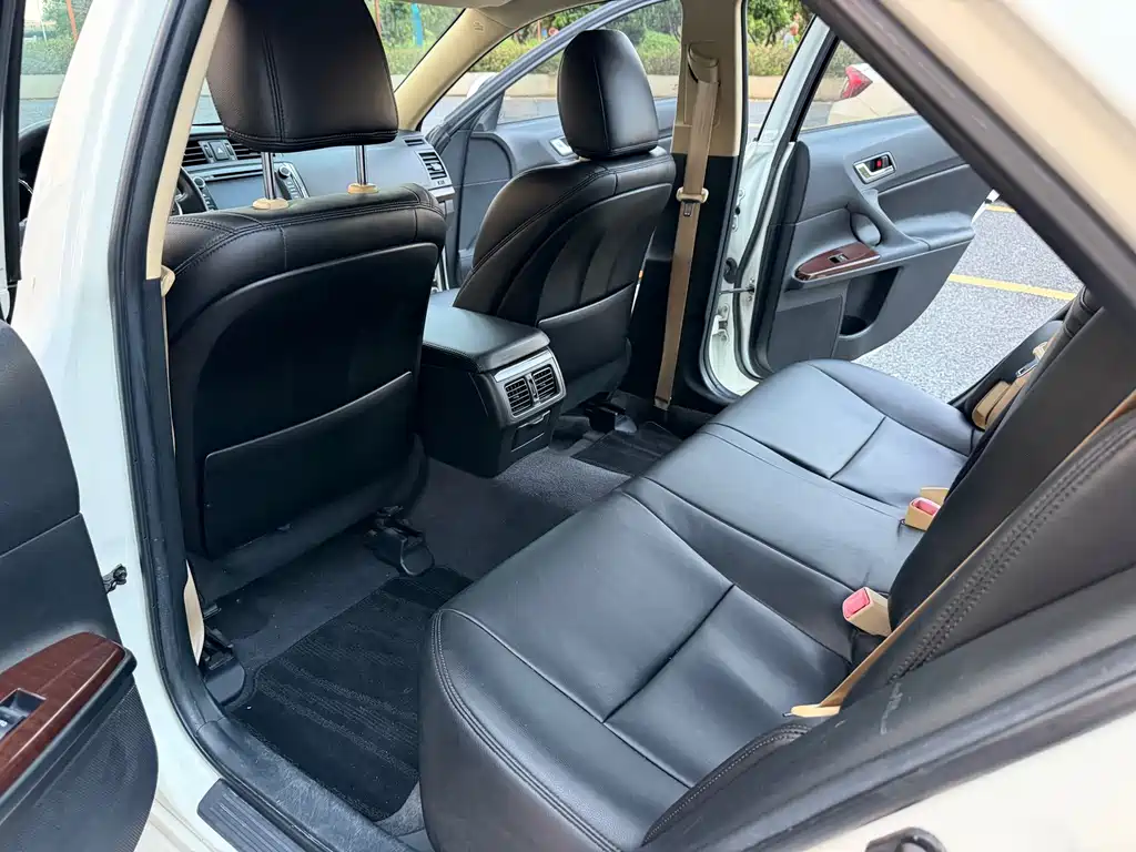 Toyota Reiz 2.5S Elite Sharp Edition, фото 11