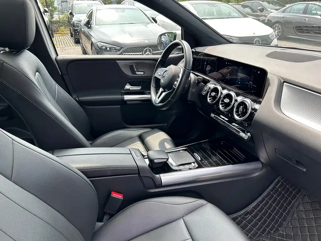 Mercedes-Benz B-Class — миниатюра 9