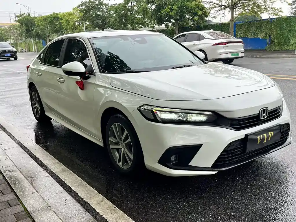 Honda Civic 2023 240TURBO CVT