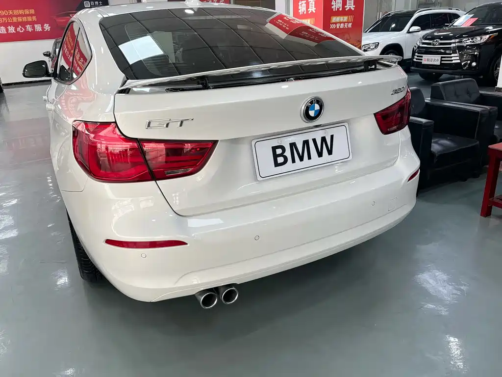 BMW 3 Series GT — миниатюра 8