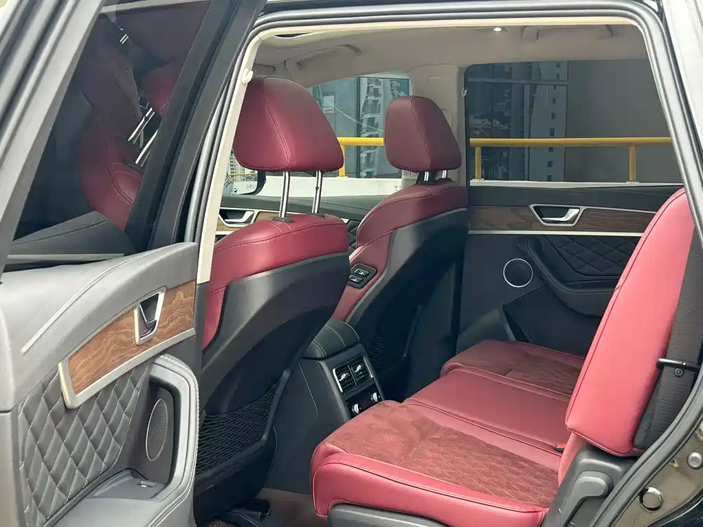 Hongqi Hongqi HS7 — миниатюра 5