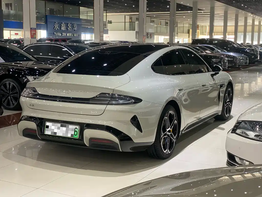 XIAOMI CAR XIAOMI SU7
