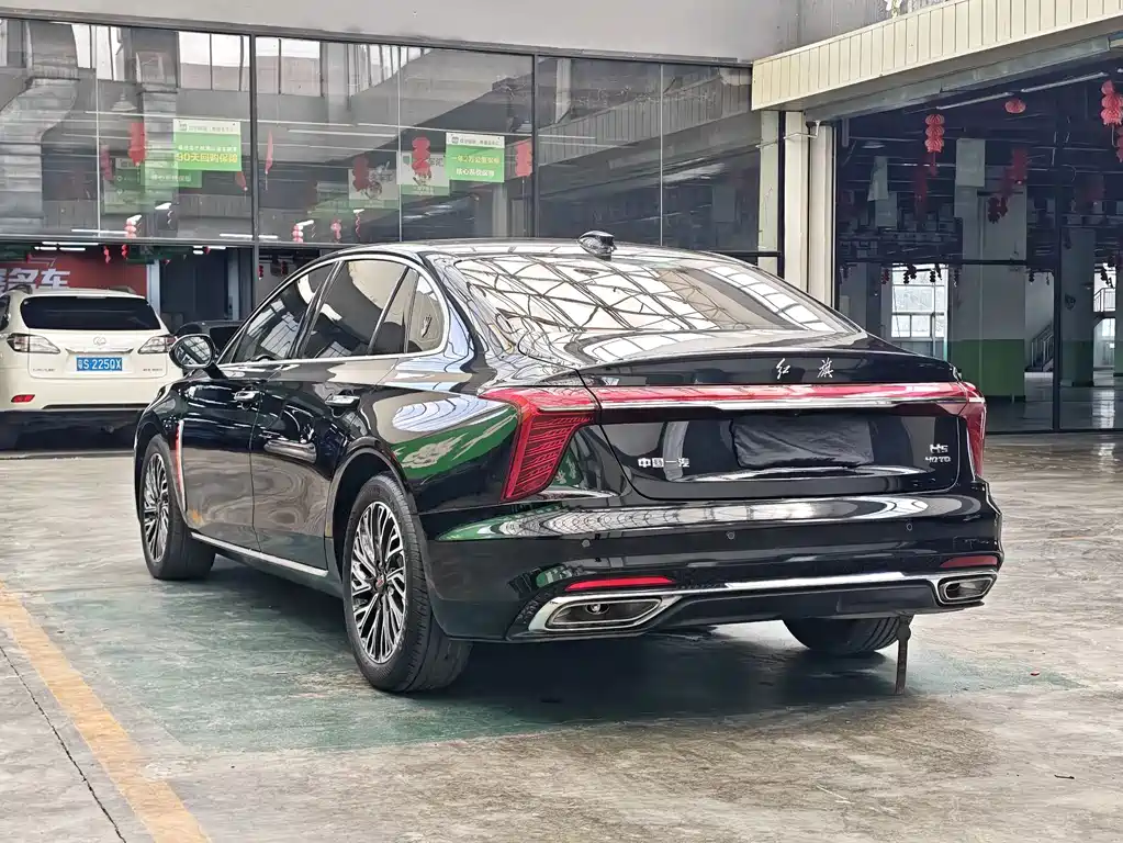 Hongqi Hongqi H5 — миниатюра 13
