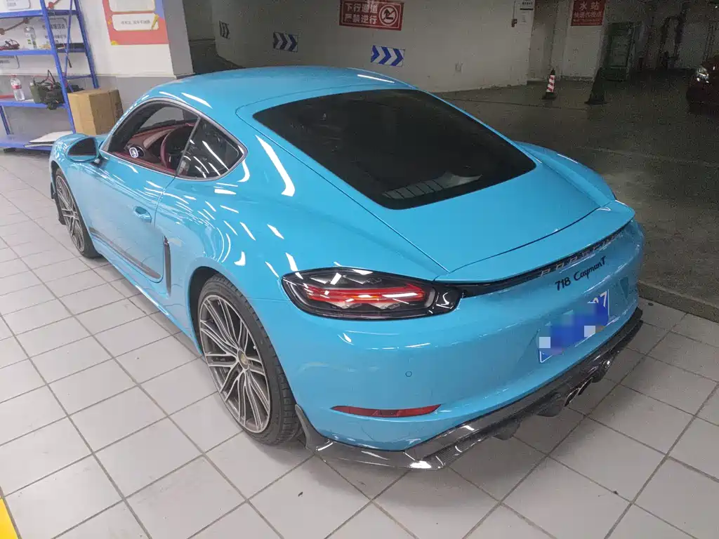 Porsche 718 2018 Cayman 2.0T